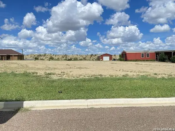669 Canal Drive, Eagle Pass, TX 78852
