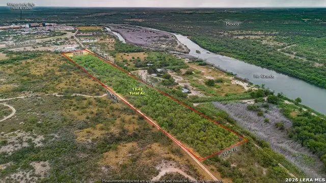 658 Riverside Dr, Eagle Pass, TX 78852 - #2