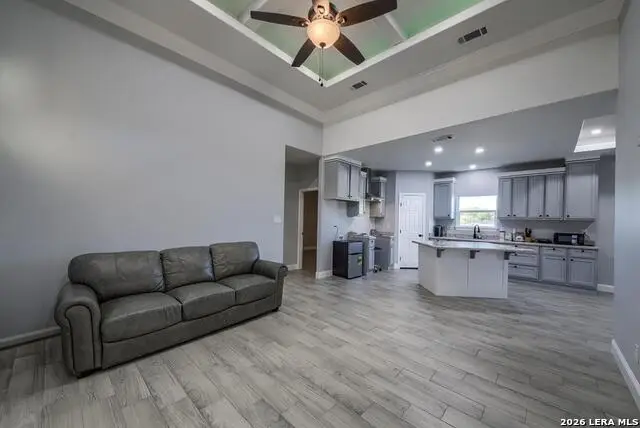 61 School Circle, Eagle Pass, TX 78852 - #3