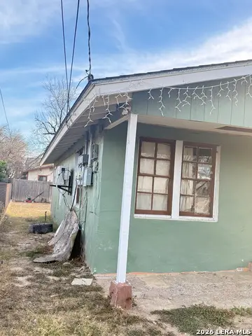 1808 King Arthur St., Eagle Pass, TX 78852 - #2