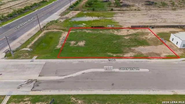 2809 Garden View Dr., Eagle Pass, TX 78852 - #3
