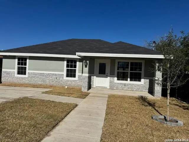 846 Calle Frente, Eagle Pass, TX 78852 - #1