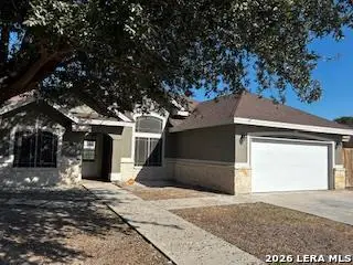 135 Alazan Dr, Eagle Pass, TX 78852