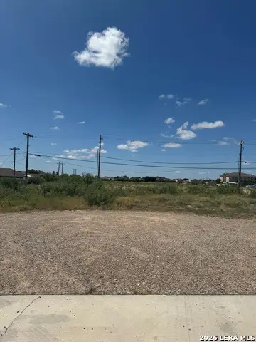 2556 (REAR) Fox Place-back Area-vacant Land, Eagle Pass, TX 78852 - #2