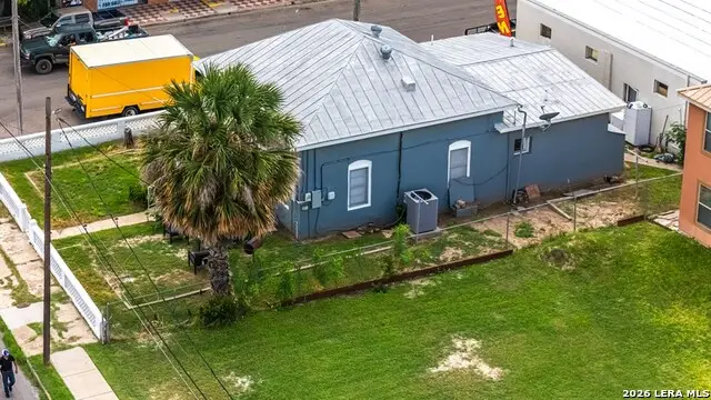 207 Ceylon & 665 E. Rio Grande Ste A, Eagle Pass, TX 78852 - #3