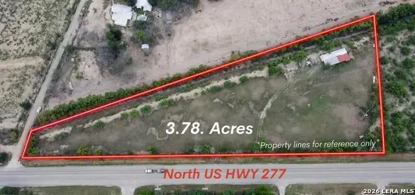 18841 N Us Hwy 277, Quemado, TX 78877