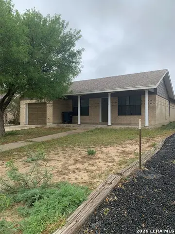 1019 Flores Dr, Eagle Pass, TX 78852 - #2