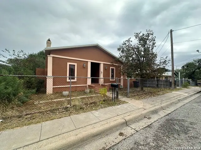 786 Ave B, Eagle Pass, TX 78852 - #3