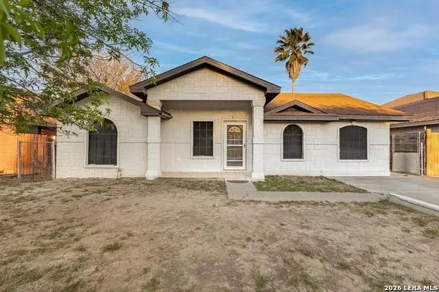1661 Paseo Encinal Dr, Eagle Pass, TX 78852 - #1