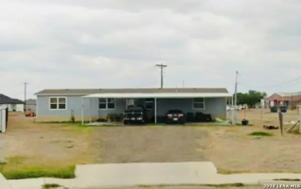 3900 Rancho Clayton Drive, Eagle Pass, TX 78852