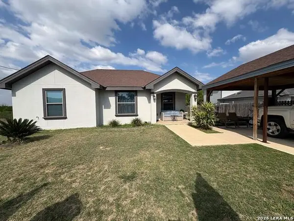 309 High Noon Blvd, Eagle Pass, TX 78852