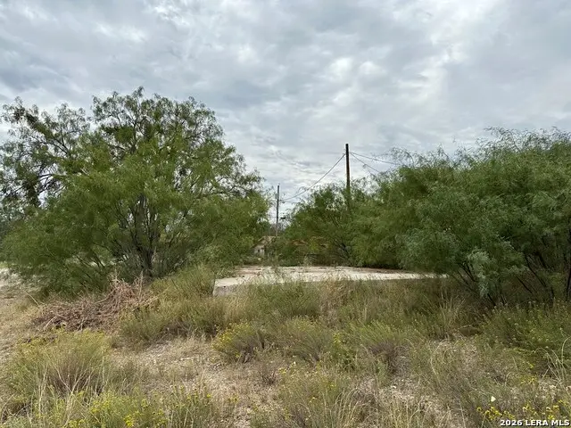 2662 Rodriguez St., Eagle Pass, TX 78852 - #3