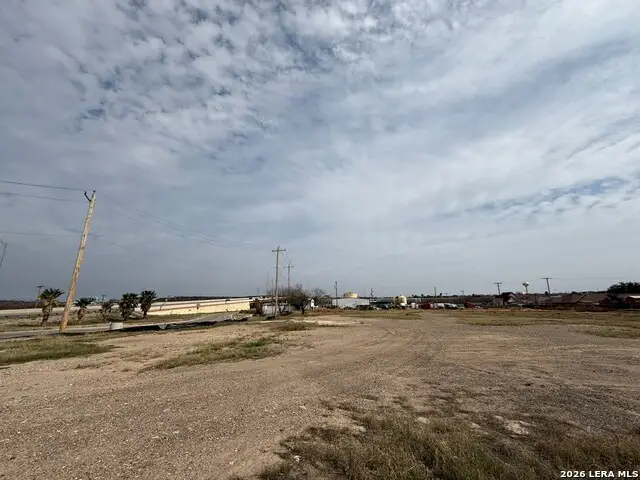 2961 N Veterans, Eagle Pass, TX 78852 - #2