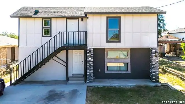 826 Calle Frente, Eagle Pass, TX 78852 - #1