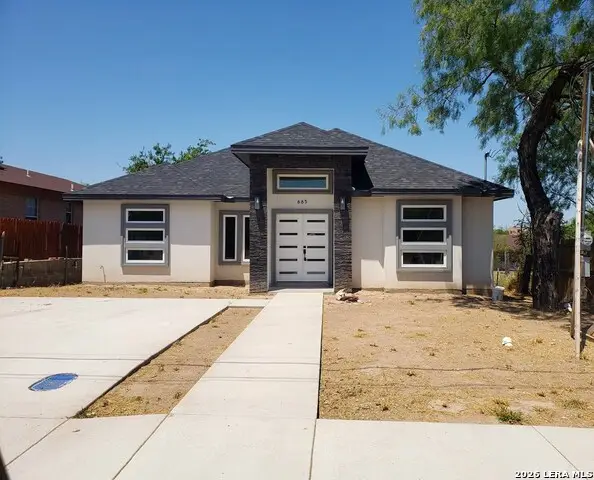 685 Trinity Street, Eagle Pass, TX 78852 - #2