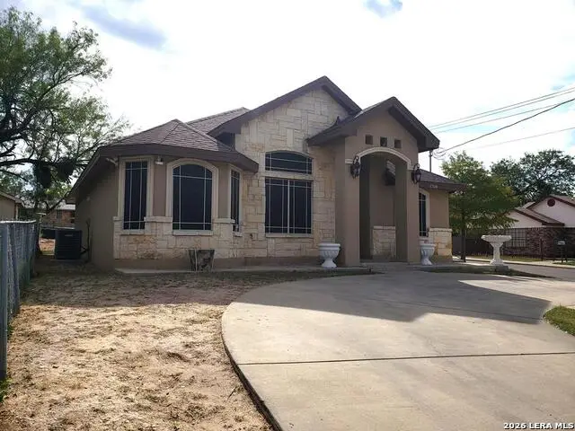 1708 Taft St., Eagle Pass, TX 78852 - #3