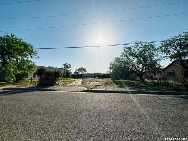 398, 384,374 Pecos, Eagle Pass, TX 78852 - #1