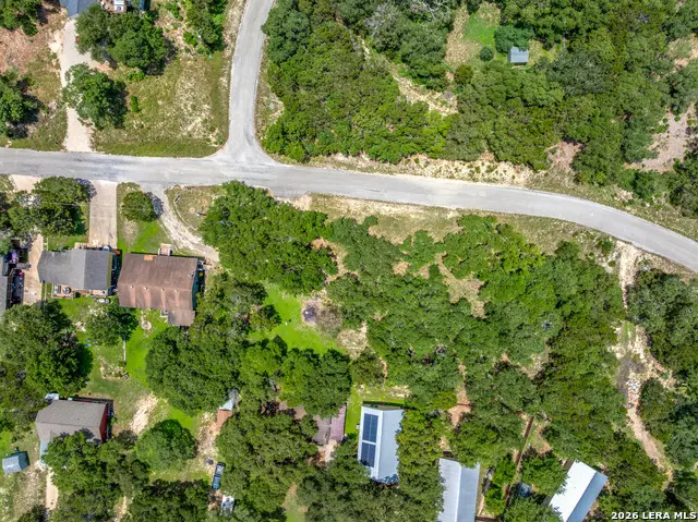 1781 Trailridge Dr, Canyon Lake, TX 78133 - #2