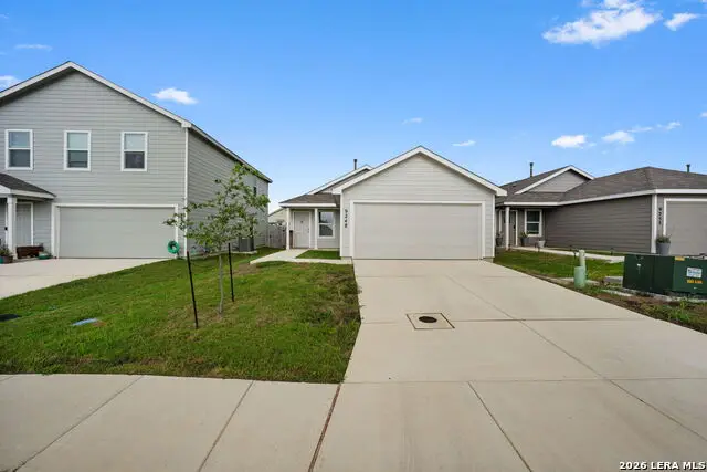 9248 James Bowie, Seguin, TX 78155 - #2