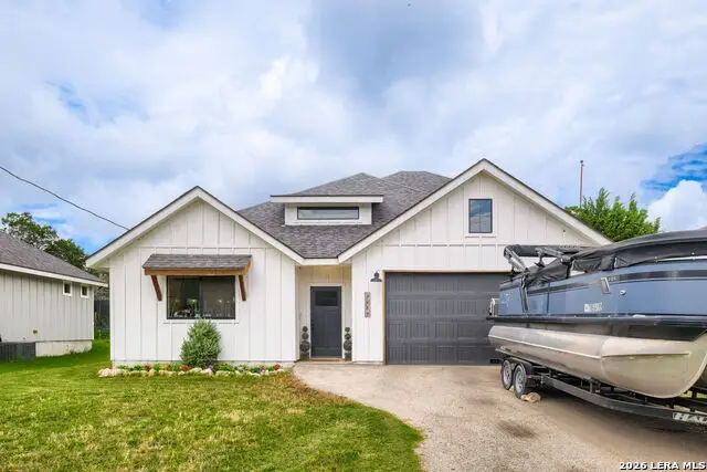 3484 Lakeview Dr, Canyon Lake, TX 78133 - #2