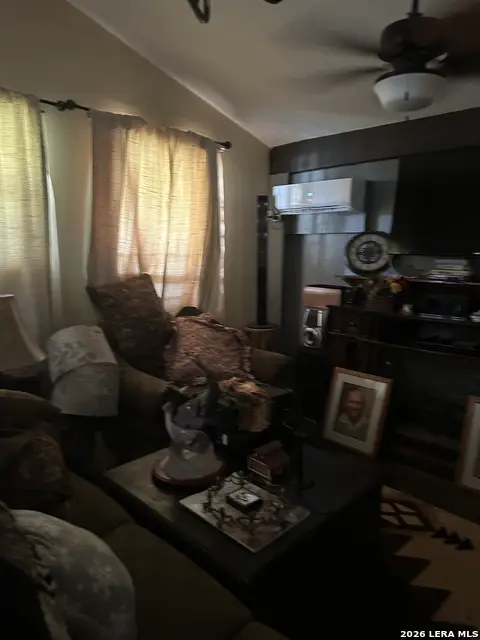 404 W Polk St, Sabinal, TX 78801 - #3