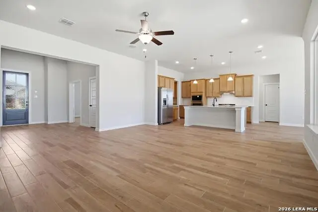 286 Firewheel Loop, Floresville, TX 78114 - #2