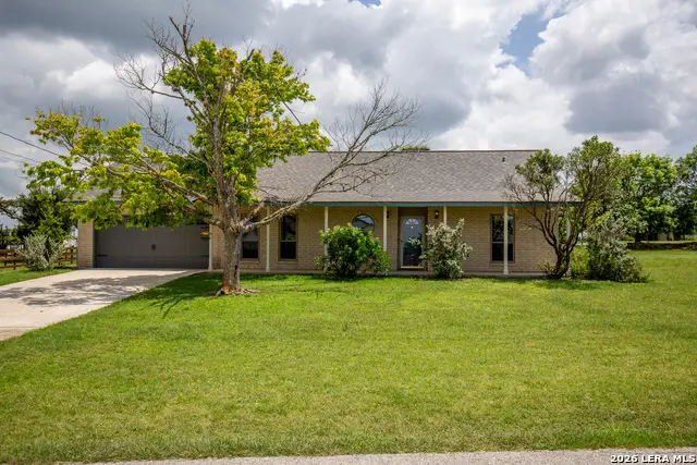 182 Glenvalley Cir, Bandera, TX 78003 - #1