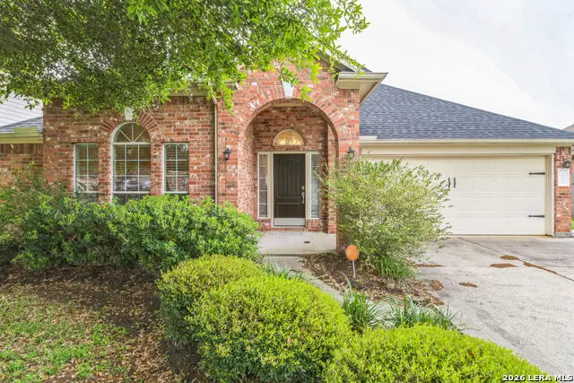 3005 Gardencrest Ln, Dickinson, TX 77539 - #1