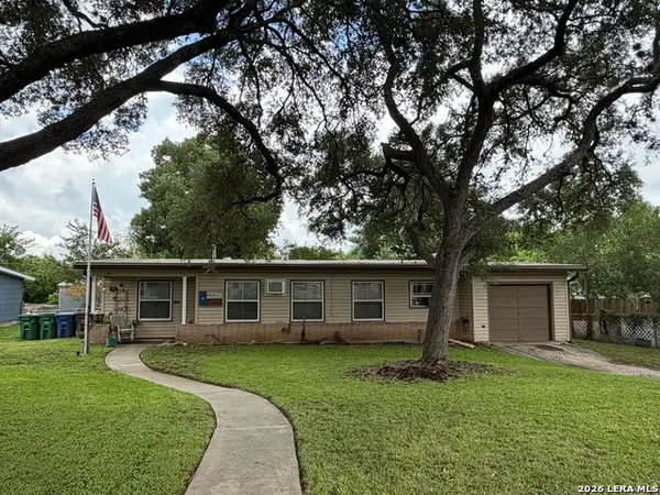 718 Kashmuir Pl, San Antonio, TX 78223