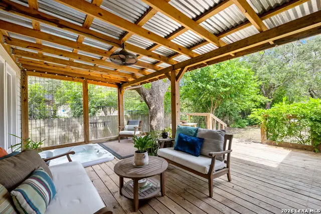 131 Larchmont Dr, San Antonio, TX 78209 - #2