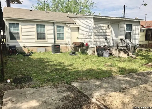 614 Harriman Pl, San Antonio, TX 78204 - #3