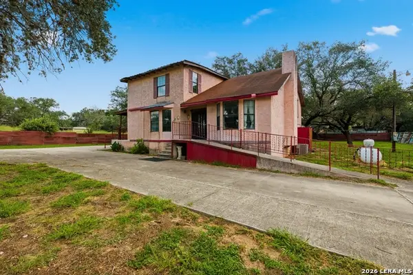 7918 W Fm 476, Poteet, TX 78065