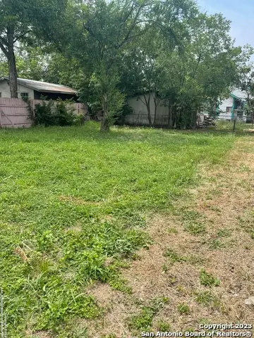812 W Hollywood Ave, San Antonio, TX 78212