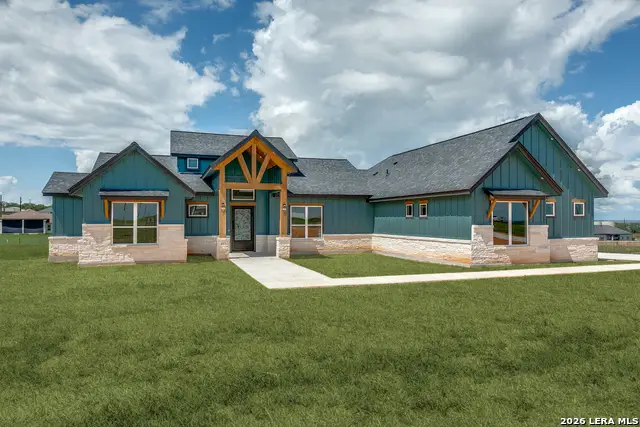 157 Estates Dr, La Vernia, TX 78121 - #2