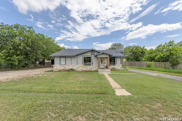 170 Dorsey St, San Antonio, TX 78221