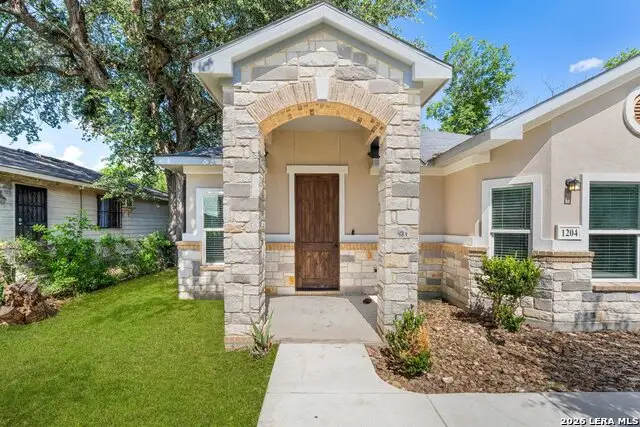 1204 Valencia, San Antonio, TX 78237 - #2