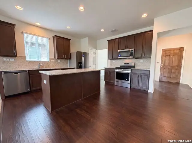 10611 Mary Scheel Ln, Converse, TX 78109 - #2