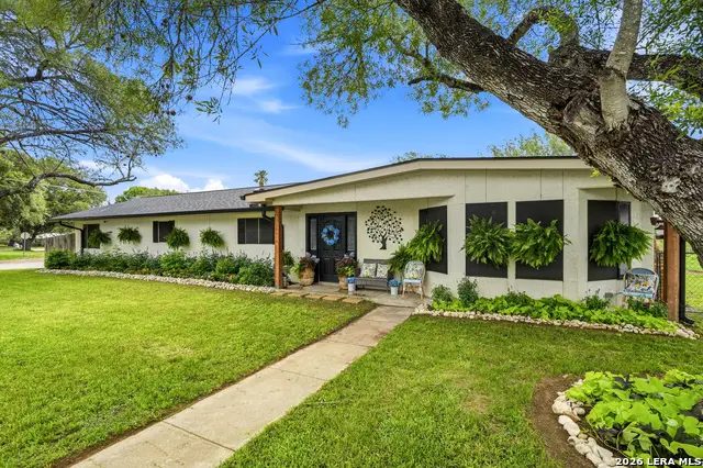 910 Oakridge, Pleasanton, TX 78064 - #2