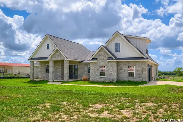 9671 Crow Ln, Adkins, TX 78101 - #1