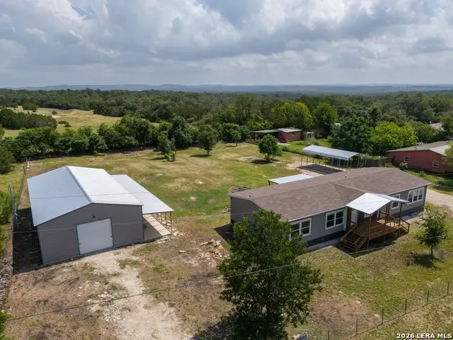 889 Rust Ranch Rd, Blanco, TX 78606 - #1