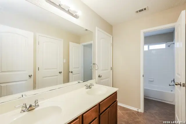 10918 Mustang Oak Dr, San Antonio, TX 78254 - #2