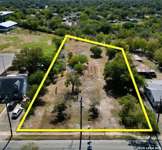 158 W Harding Blvd, San Antonio, TX 78221 - #1