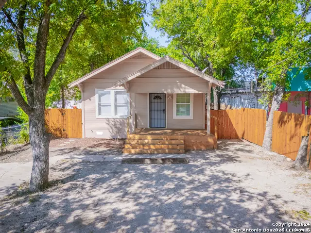 427 Goodrich, San Antonio, TX 78201 - #1