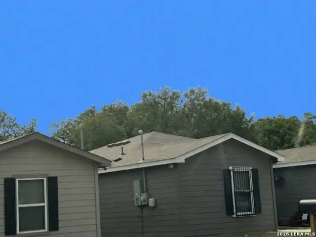 831 Escalon Ave, San Antonio, TX 78221 - #3
