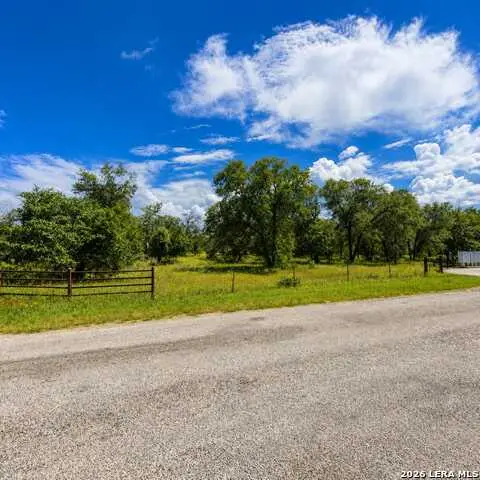 68749 E County Road 6871, Natalia, TX 78059 - #3