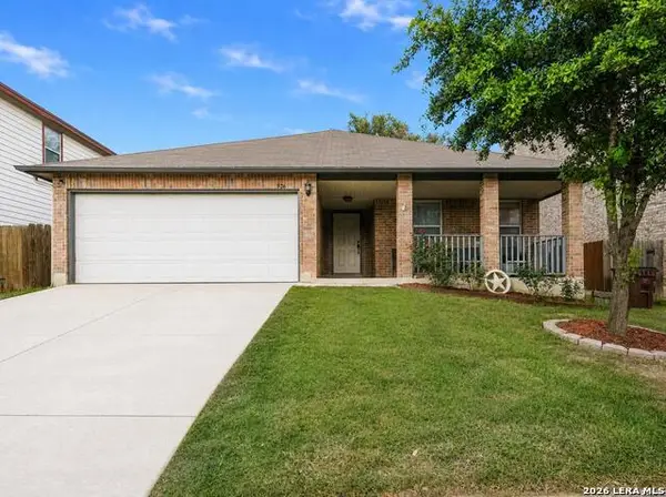 926 Saxonhill Dr, San Antonio, TX 78253