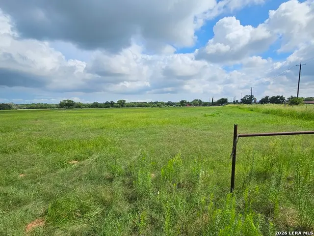 17690 Pleasanton Rd., San Antonio, TX 78221 - #3
