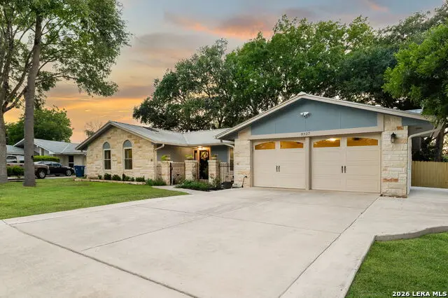 8327 Lou Gehrig St, San Antonio, TX 78240 - #2