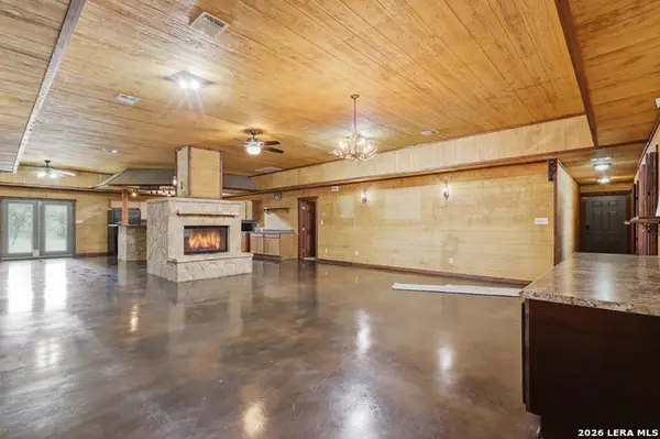 171 Inwood, Poteet, TX 78065