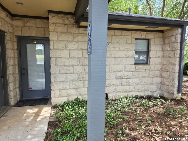 220 Riverhill Club Ln #4, Kerrville, TX 78028 - #3